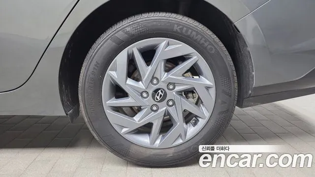 Hyundai AVANTE Новый Avante (CN7) — Фото автомобиля 20