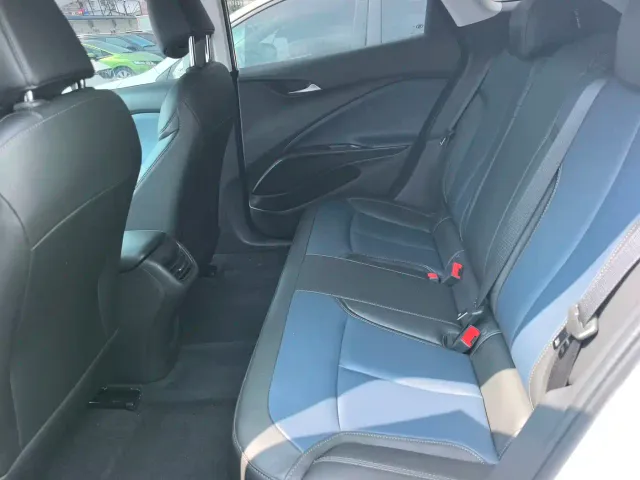 Buick Velite 6 — Фото автомобиля 12