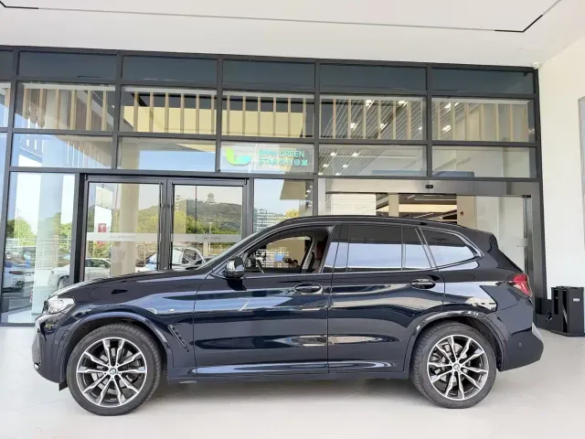 BMW X3 — Фото автомобиля 2