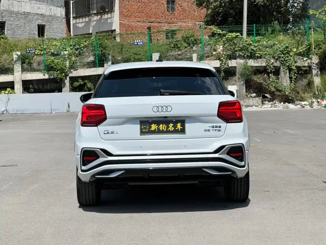Audi Q2L — Фото автомобиля 18