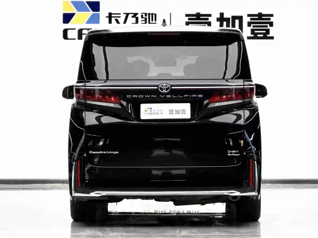 Toyota Vellfire — Фото автомобиля 5