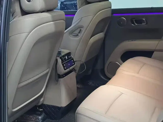Li Auto i6 — Фото автомобиля 3