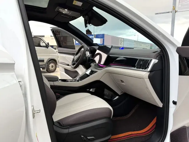 BYD Song PLUS — Фото автомобиля 6