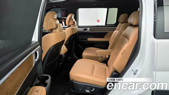 Hyundai Santafe Santa Fe (MX5) Бензин 2.5T 2WD — Фото автомобиля 12