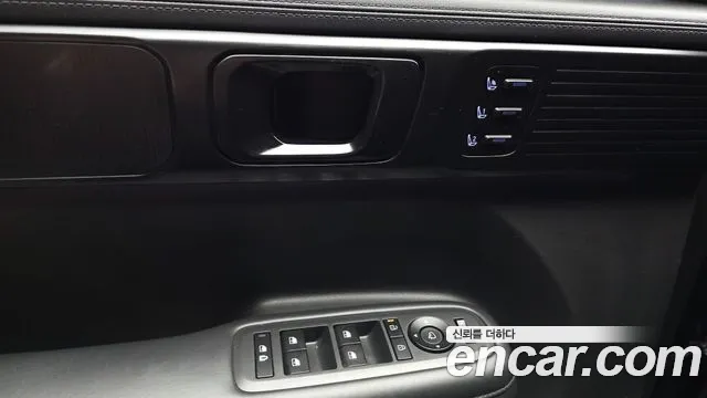 Hyundai Santa Fe MX5 — Фото автомобиля 24
