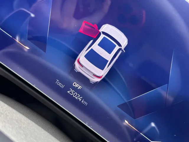BMW 3 Series — Фото автомобиля 11