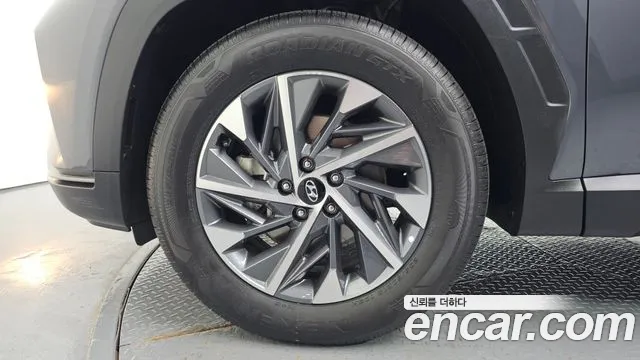 Hyundai Tucson Tucson (NX4) Дизель 2.0 4WD — Фото автомобиля 5