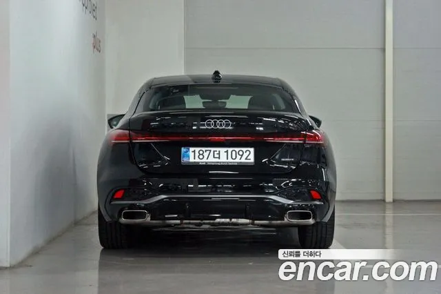 Audi A5 40 TFSI quattro S Line — Фото автомобиля 4