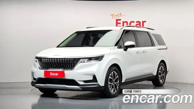 Фотография автомобиля — Kia Carnival 4th Gen