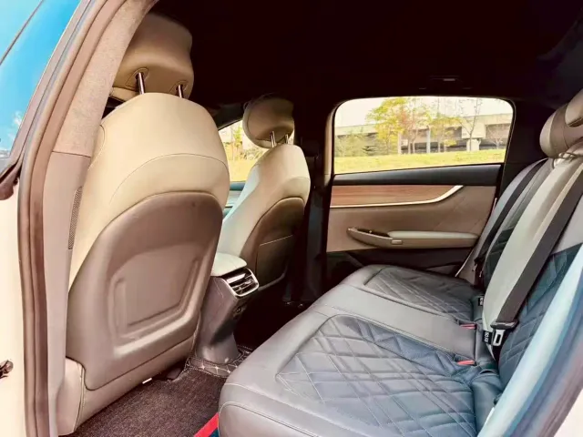 Changan Qiyuan A07 — Фото автомобиля 4