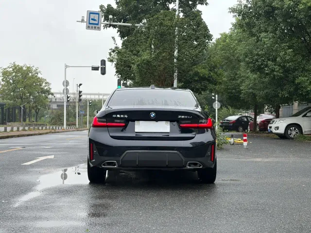 BMW 3 Series — Фото автомобиля 8