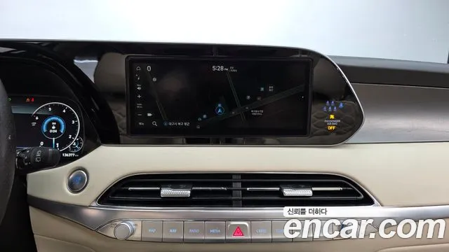 Hyundai Palisade Palisade Дизель 2.2 2WD — Фото автомобиля 13