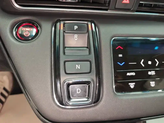 Honda Elysion — Фото автомобиля 13