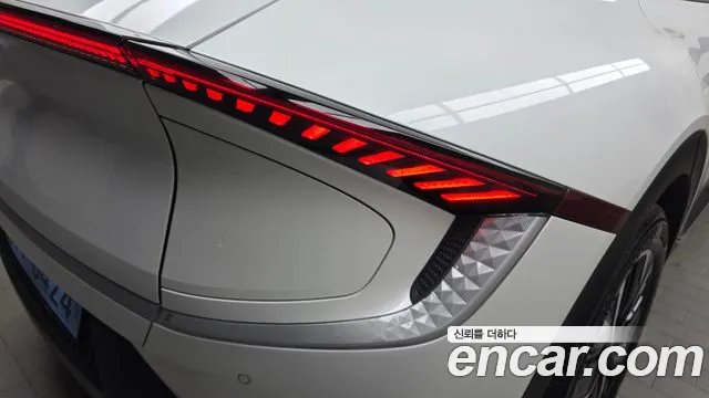 Kia EV6 — Фото автомобиля 8