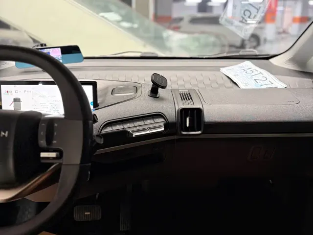 Baojun KiWi EV — Фото автомобиля 11