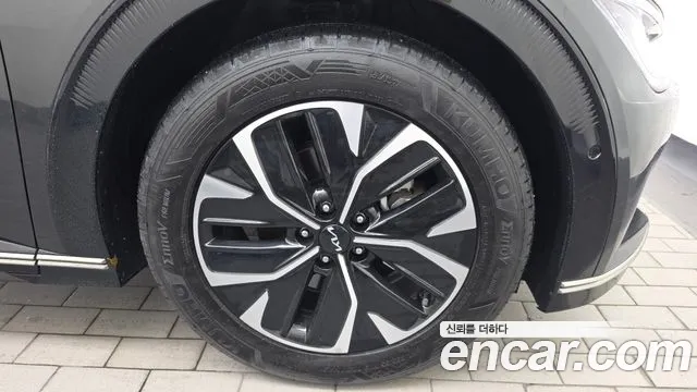 Kia EV6 — Фото автомобиля 6
