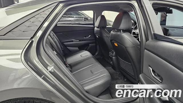 Hyundai Avante CN7 — Фото автомобиля 17
