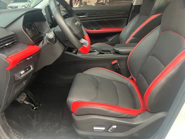 Geely Emgrand S — Фото автомобиля 4