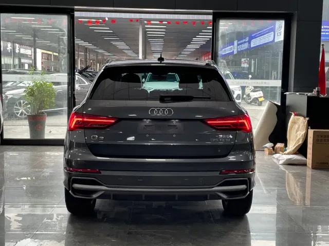 Audi Q3 — Фото автомобиля 16