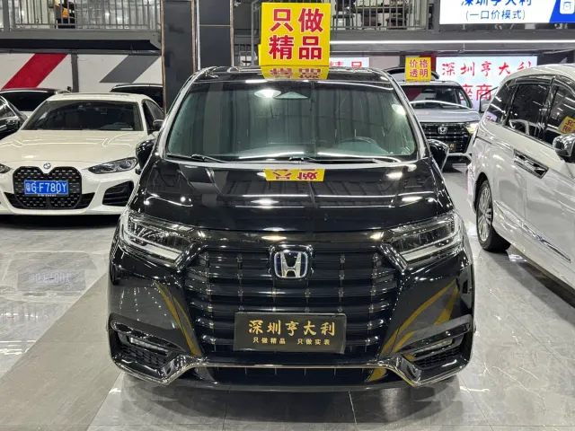 Honda Elysion — Фото автомобиля 2