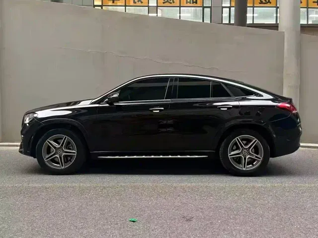 Mercedes-Benz GLE Coupe — Фото автомобиля 3