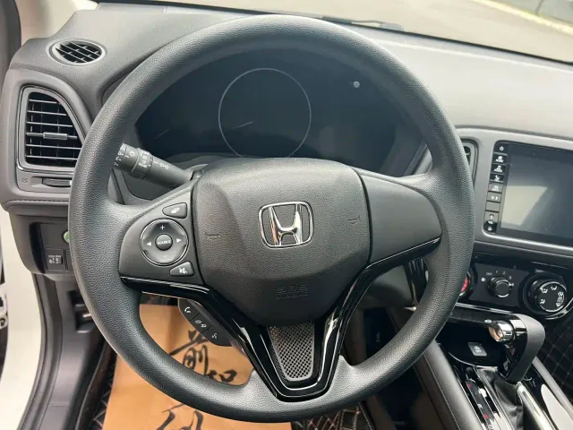 Honda Vezel — Фото автомобиля 9