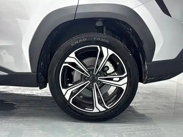 Geely Galaxy L7 — Фото автомобиля 12