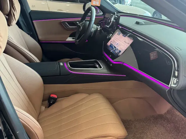 Mercedes-Benz E-Class — Фото автомобиля 7