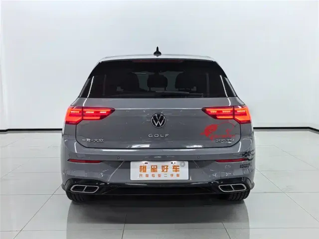 Volkswagen Golf — Фото автомобиля 6