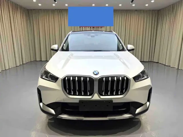 BMW X1 — Фото автомобиля 2
