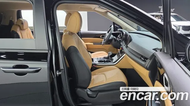 Kia Canival Carnival 4 поколение Дизель 9 мест Prestige — Фото автомобиля 12