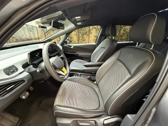 Volkswagen ID.3 — Фото автомобиля 4