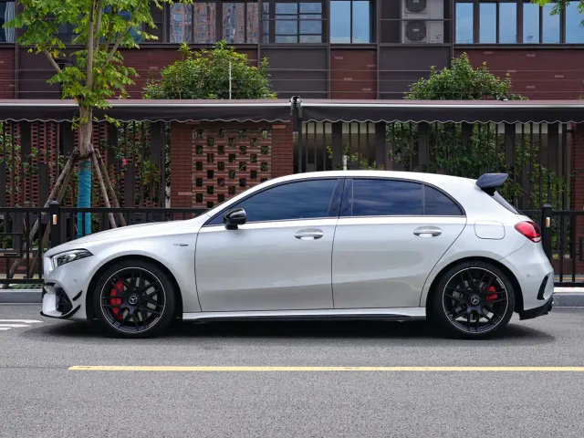Mercedes-Benz A-Class AMG — Фото автомобиля 3