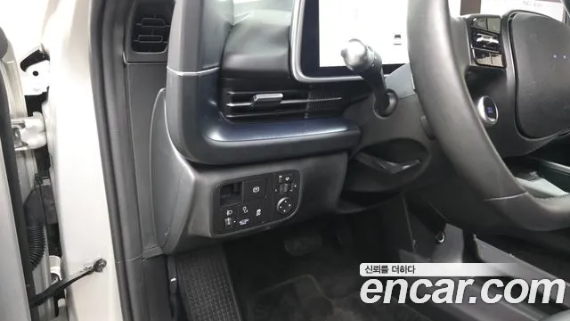 Hyundai Ioniq6 Long Range AWD — Фото автомобиля 11