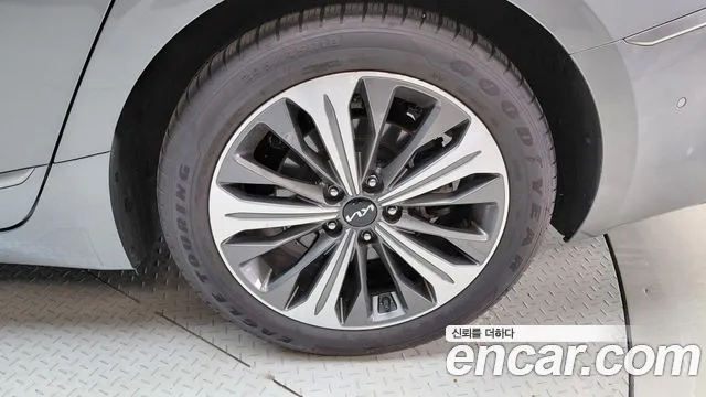 Kia K8 Noblesse — Фото автомобиля 18