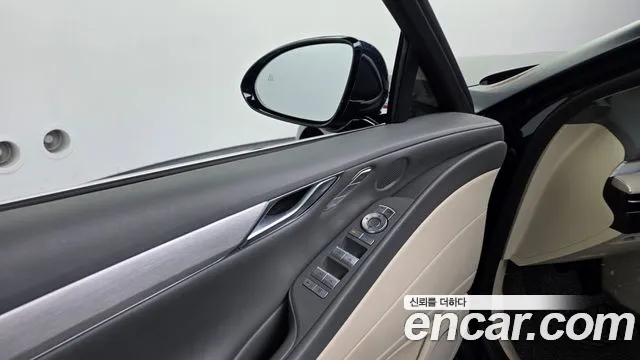 Genesis G80 Бензин 2.5 турбо AWD — Фото автомобиля 30