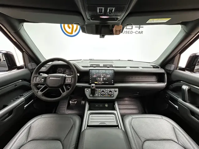 Land Rover Defender — Фото автомобиля 18