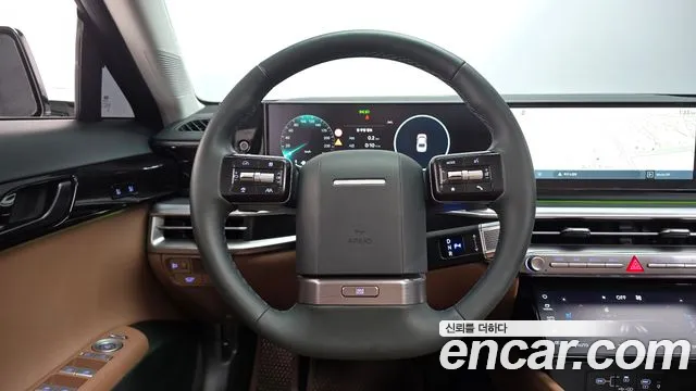 Hyundai Grandeur GN7 — Фото автомобиля 12