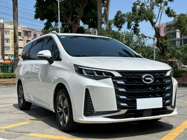 GAC Trumpchi M6 — Фото автомобиля 3