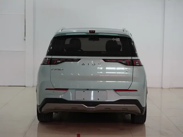 GAC Aion Y — Фото автомобиля 5