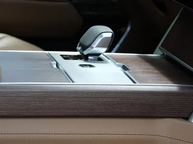 Land Rover Range Rover — Фото автомобиля 17