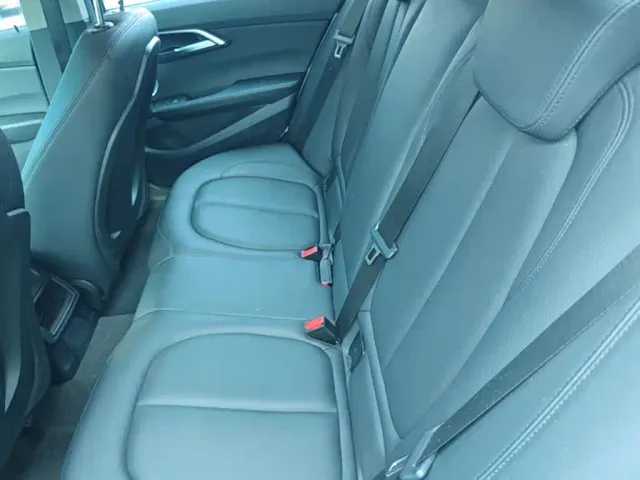 BMW 1 Series — Фото автомобиля 16