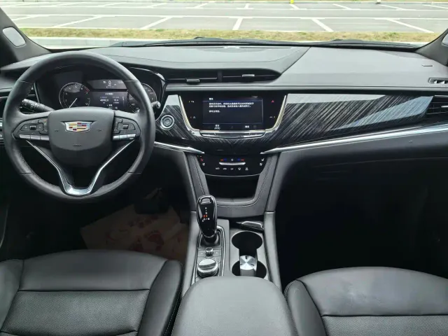 Cadillac XT6 — Фото автомобиля 12