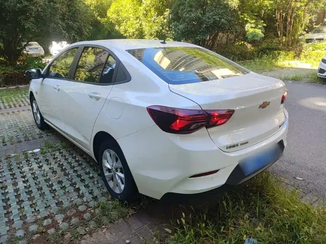 Chevrolet Cavalier — Фото автомобиля 22