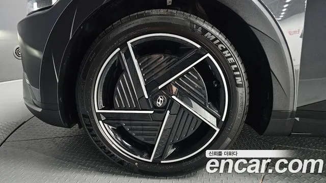 Hyundai Ioniq5 — Фото автомобиля 5