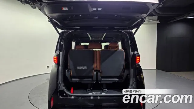 Toyota Alphard — Фото автомобиля 20