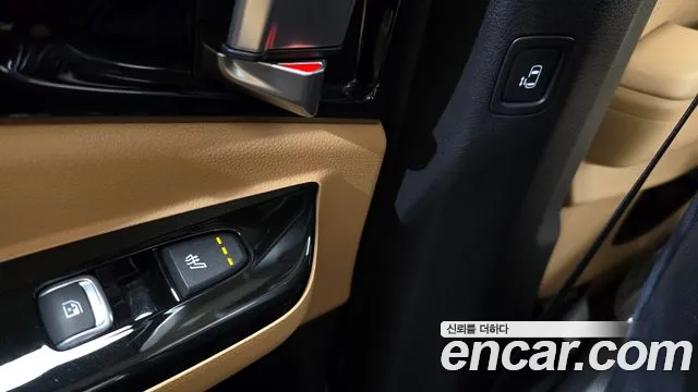 Kia Canival Carnival 4 поколение Бензин 9 мест Signature — Фото автомобиля 28
