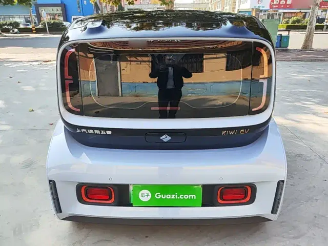 Baojun KiWi EV — Фото автомобиля 5