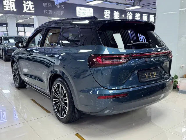 Aito M7 — Фото автомобиля 4
