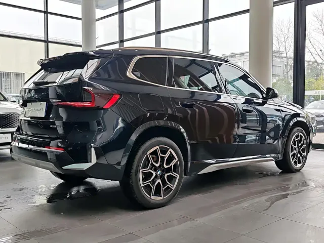 BMW X1 — Фото автомобиля 12